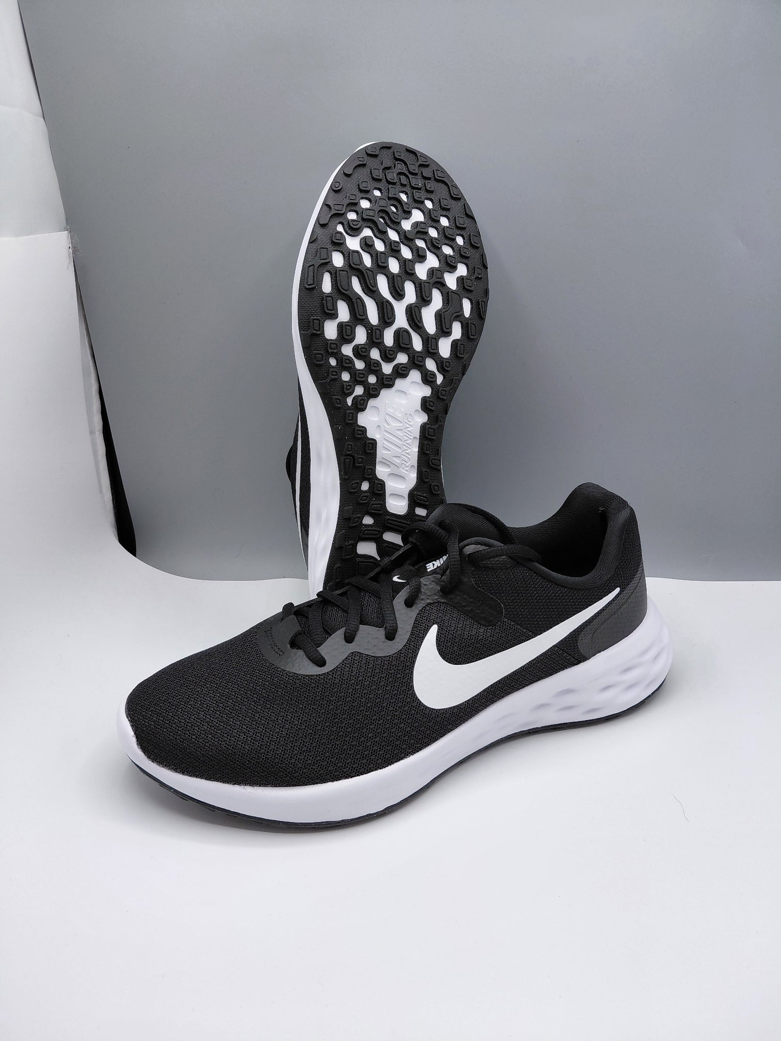 Nike Revolution 6 NN Herrensneaker